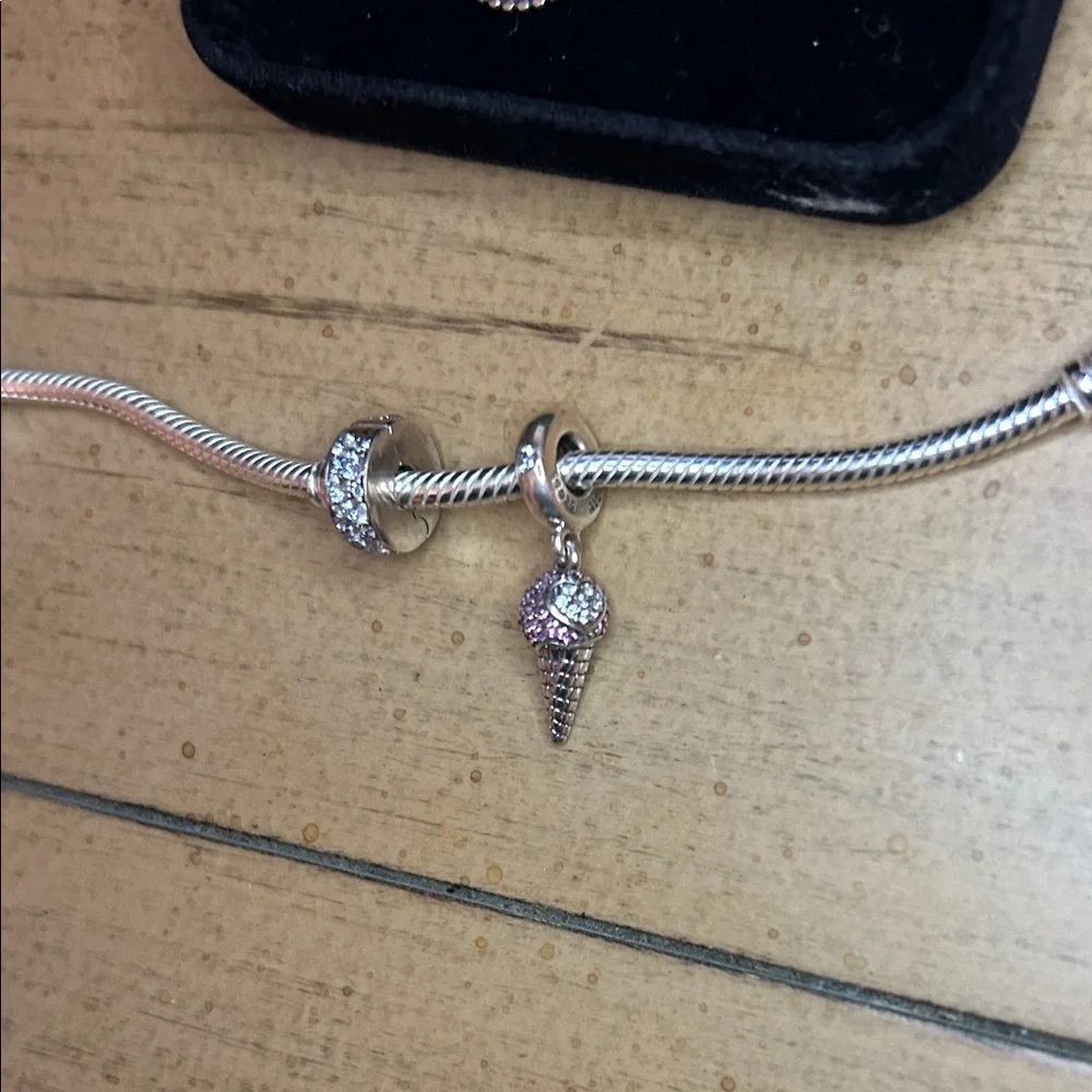 Pandora Sterling Silver Rope Bracelet 7.5 inches with 2 spacers and 6 charms! - Picture 3 of 12